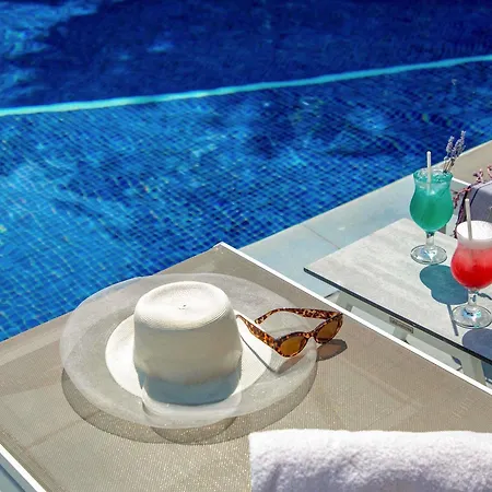 Mercure Centre Bompard La Corniche Otel 4*