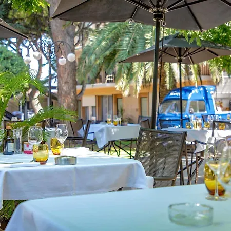 Otel Mercure Centre Bompard La Corniche 4*