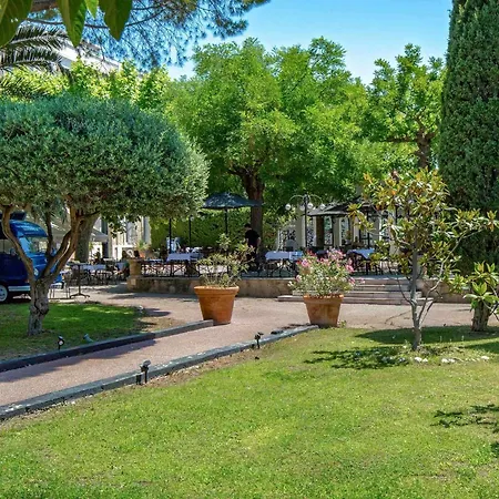 Mercure Centre Bompard La Corniche